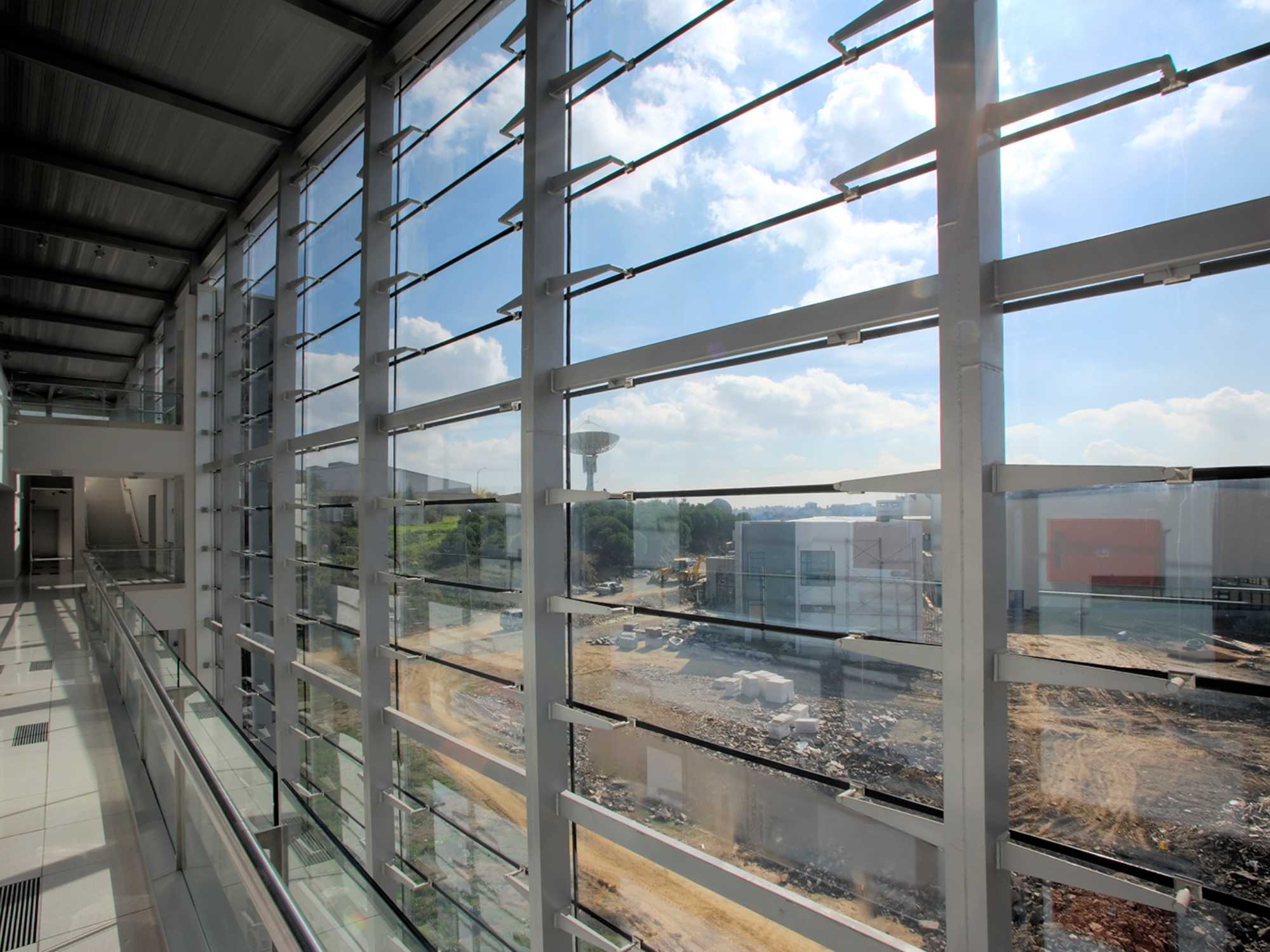 ISTANBUL TECHNICAL UNIVERSITY SATELLITE & EARTH TERMINAL - Metal Yapı Group